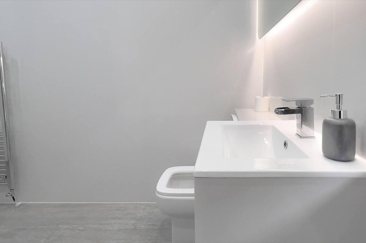 Stunning Luxury Apartment Near Motherwell Уишо Экстерьер фото